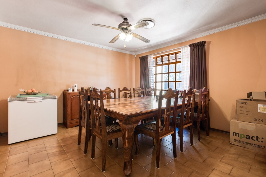 4 Bedroom Property for Sale in Douglasdale Gauteng