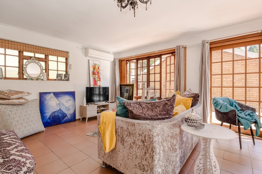 4 Bedroom Property for Sale in Douglasdale Gauteng