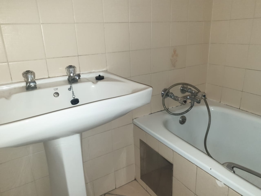 To Let 2 Bedroom Property for Rent in Wonderboom South Gauteng