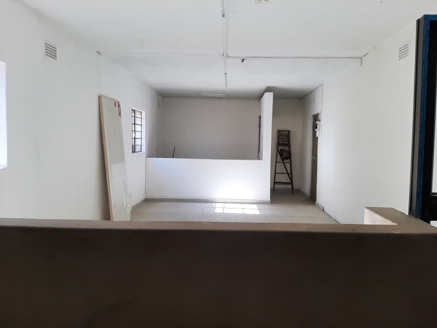 4 Bedroom Property for Sale in Daveyton Gauteng