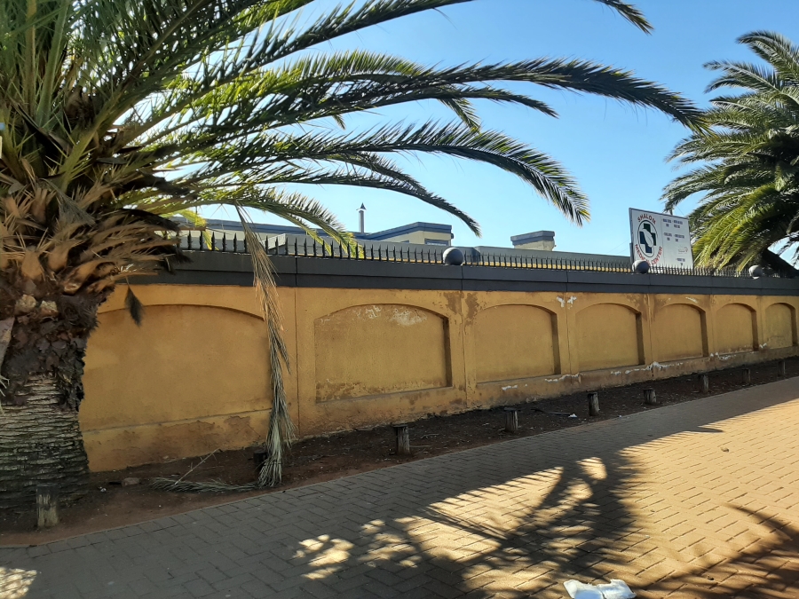 4 Bedroom Property for Sale in Daveyton Gauteng