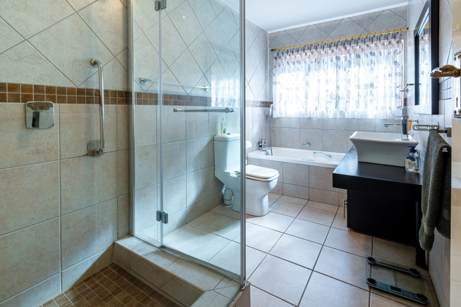 4 Bedroom Property for Sale in Lynnwood Glen Gauteng