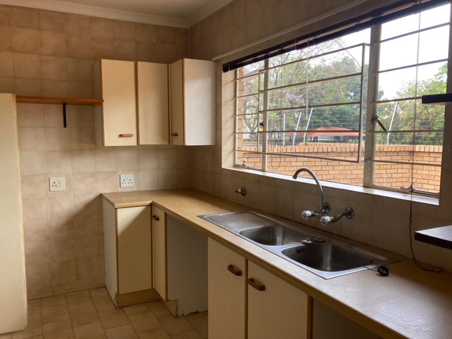 To Let 3 Bedroom Property for Rent in La Montagne Gauteng