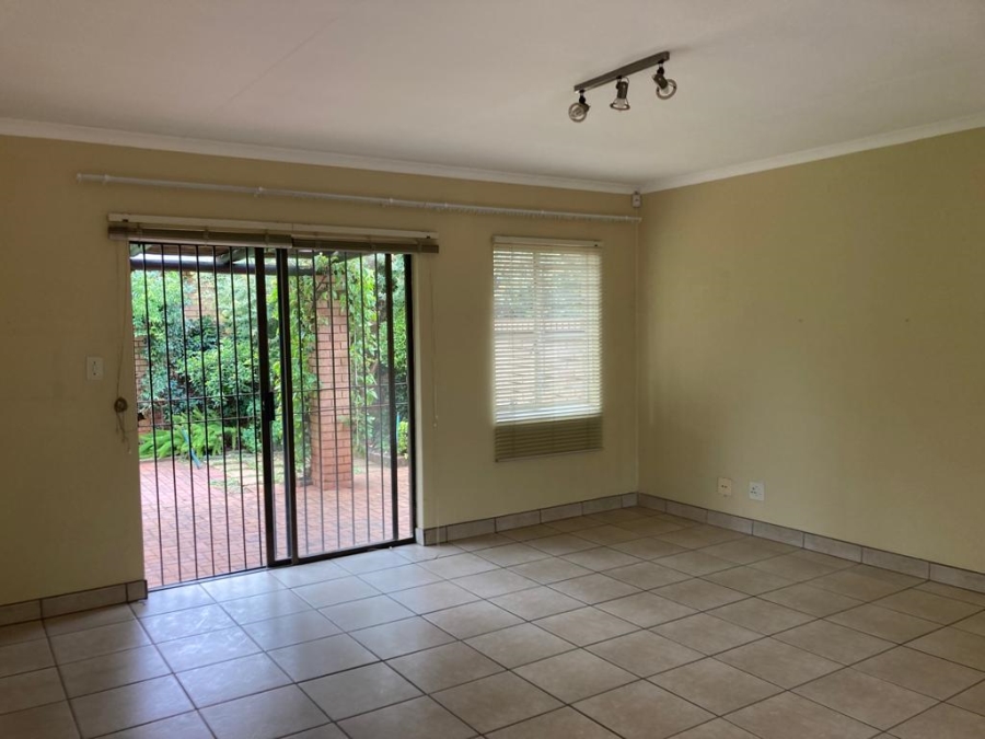 To Let 3 Bedroom Property for Rent in La Montagne Gauteng
