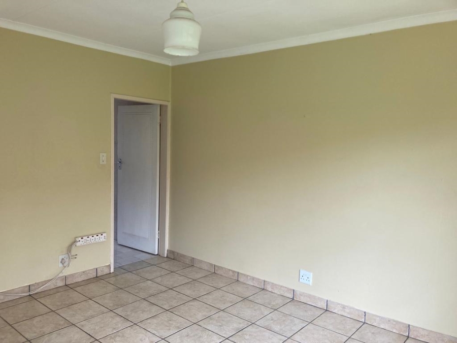 To Let 3 Bedroom Property for Rent in La Montagne Gauteng