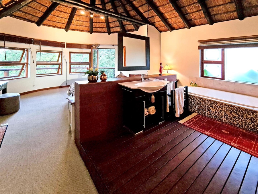 4 Bedroom Property for Sale in Bryanston Gauteng