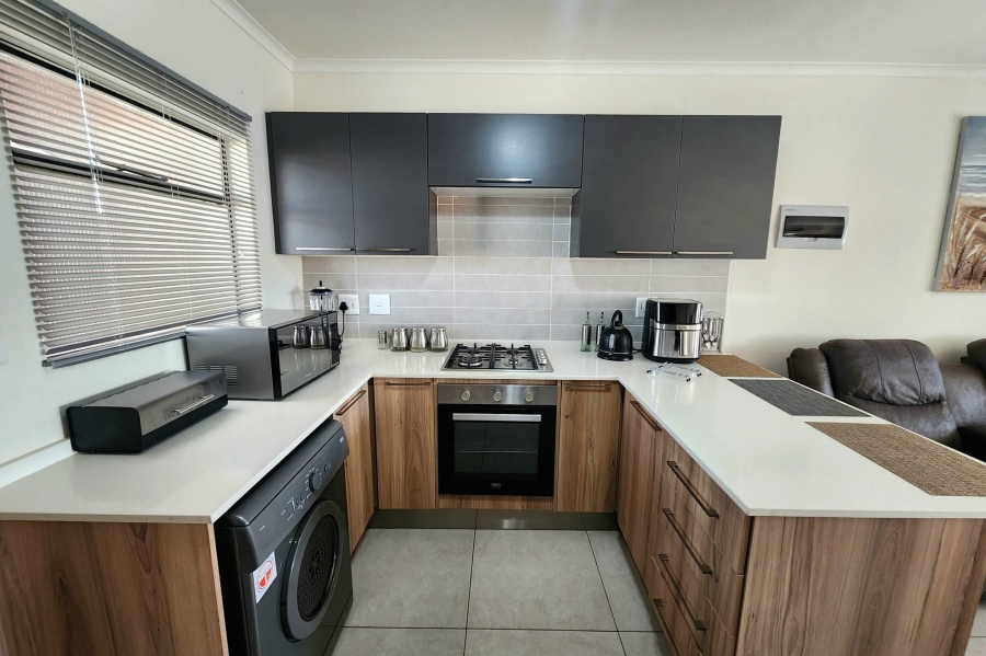 To Let 1 Bedroom Property for Rent in Louwlardia Gauteng