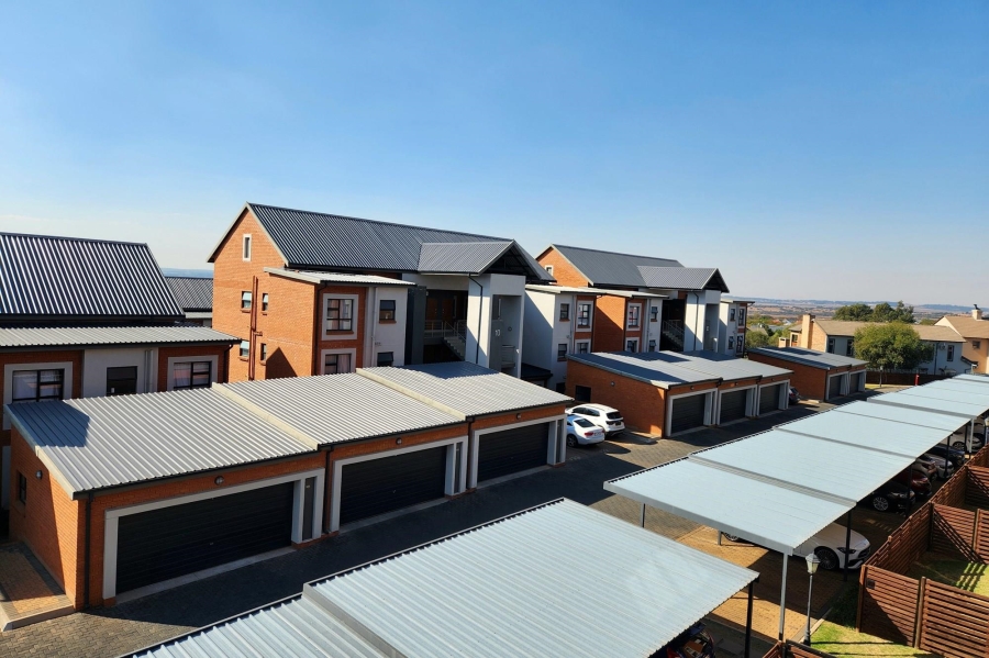 To Let 1 Bedroom Property for Rent in Louwlardia Gauteng