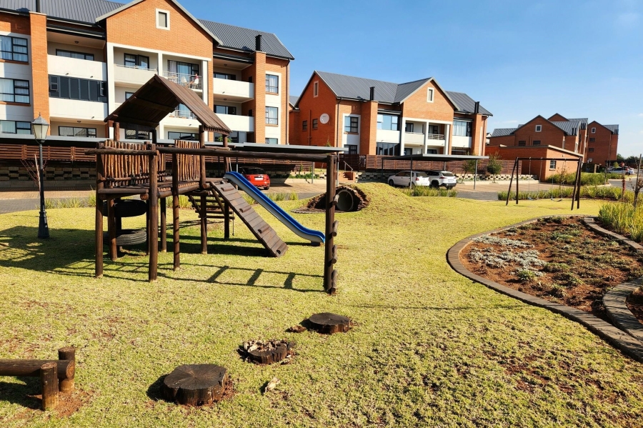 To Let 1 Bedroom Property for Rent in Louwlardia Gauteng