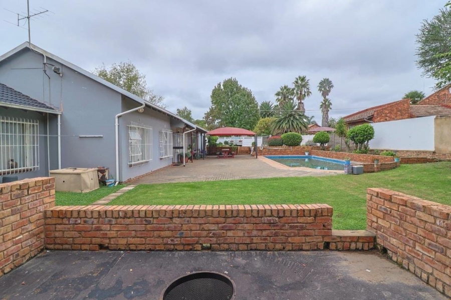 3 Bedroom Property for Sale in Kibler Park Gauteng