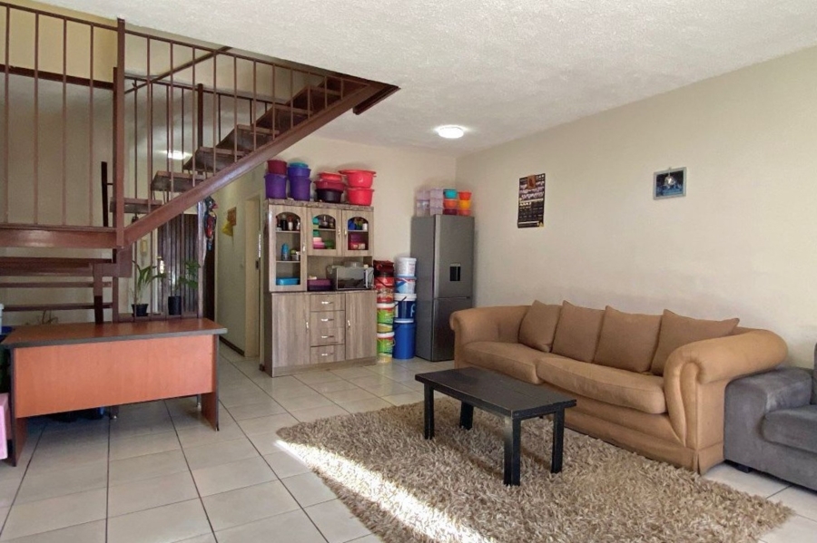 2 Bedroom Property for Sale in Windsor Gauteng