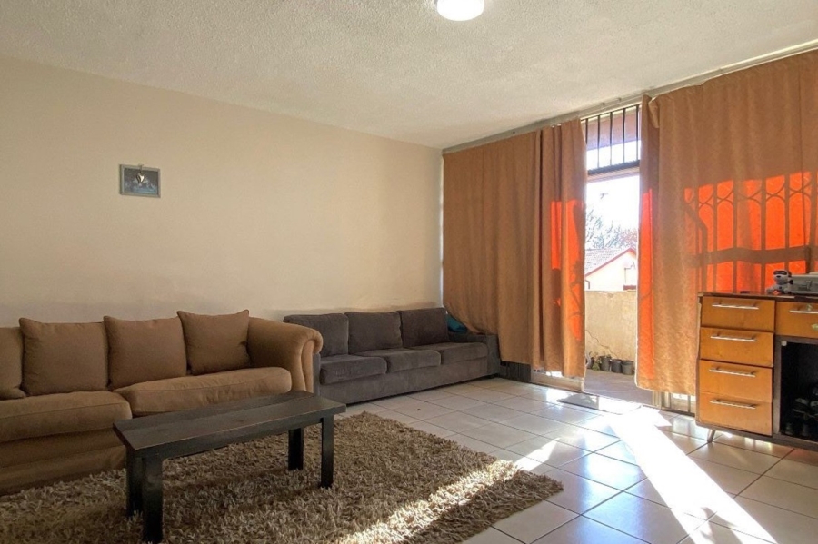 2 Bedroom Property for Sale in Windsor Gauteng