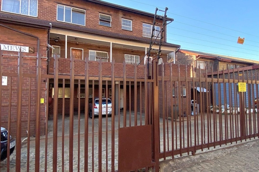2 Bedroom Property for Sale in Windsor Gauteng