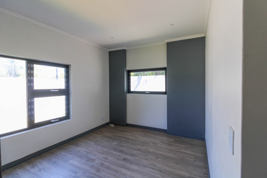 2 Bedroom Property for Sale in Bryanston Gauteng