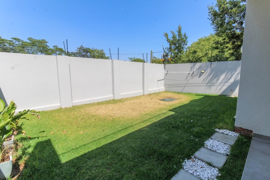 2 Bedroom Property for Sale in Bryanston Gauteng