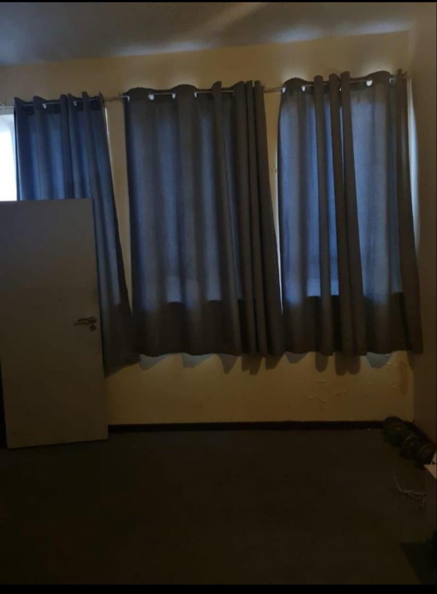1 Bedroom Property for Sale in Richmond Gauteng
