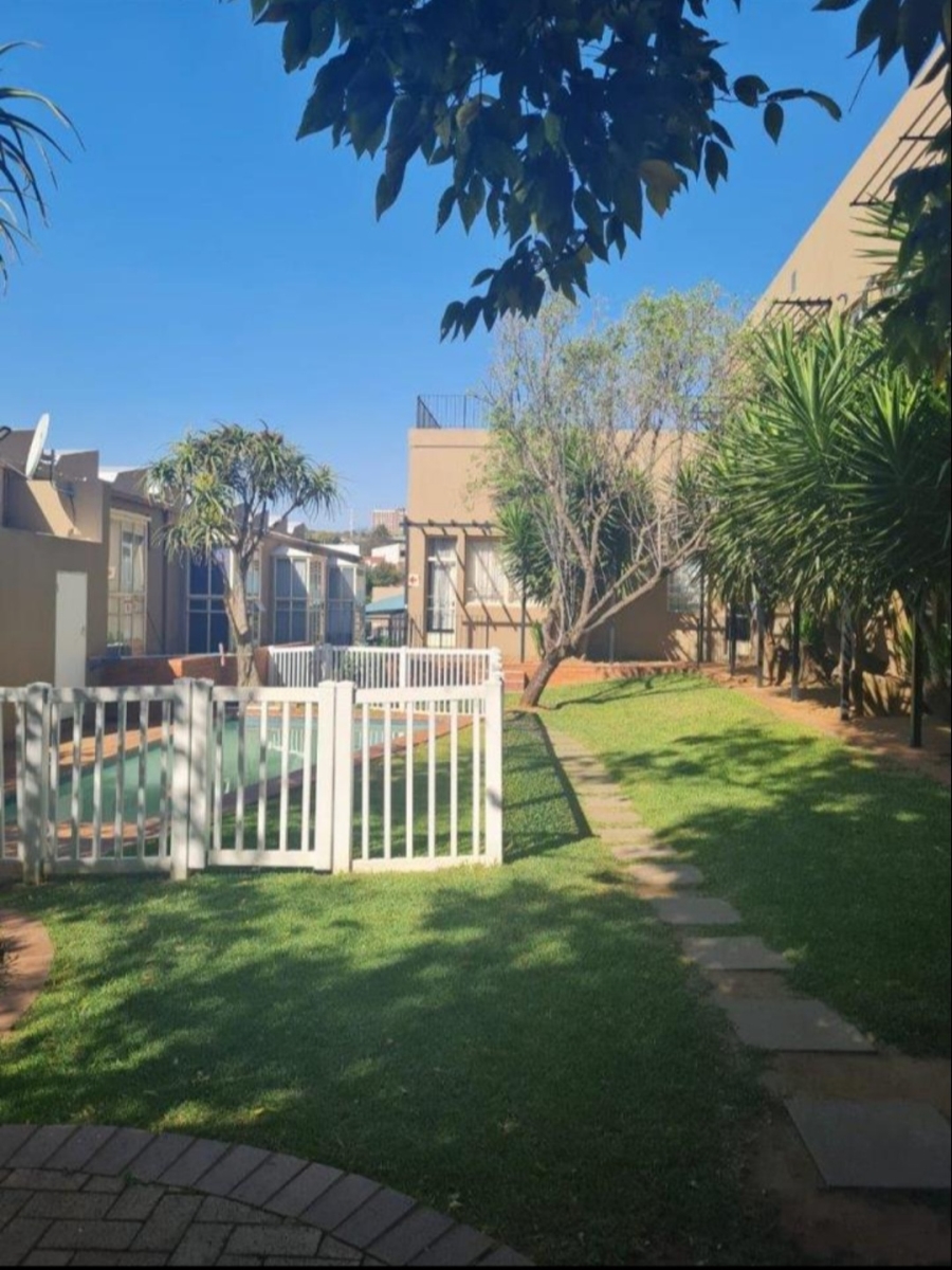 1 Bedroom Property for Sale in Richmond Gauteng