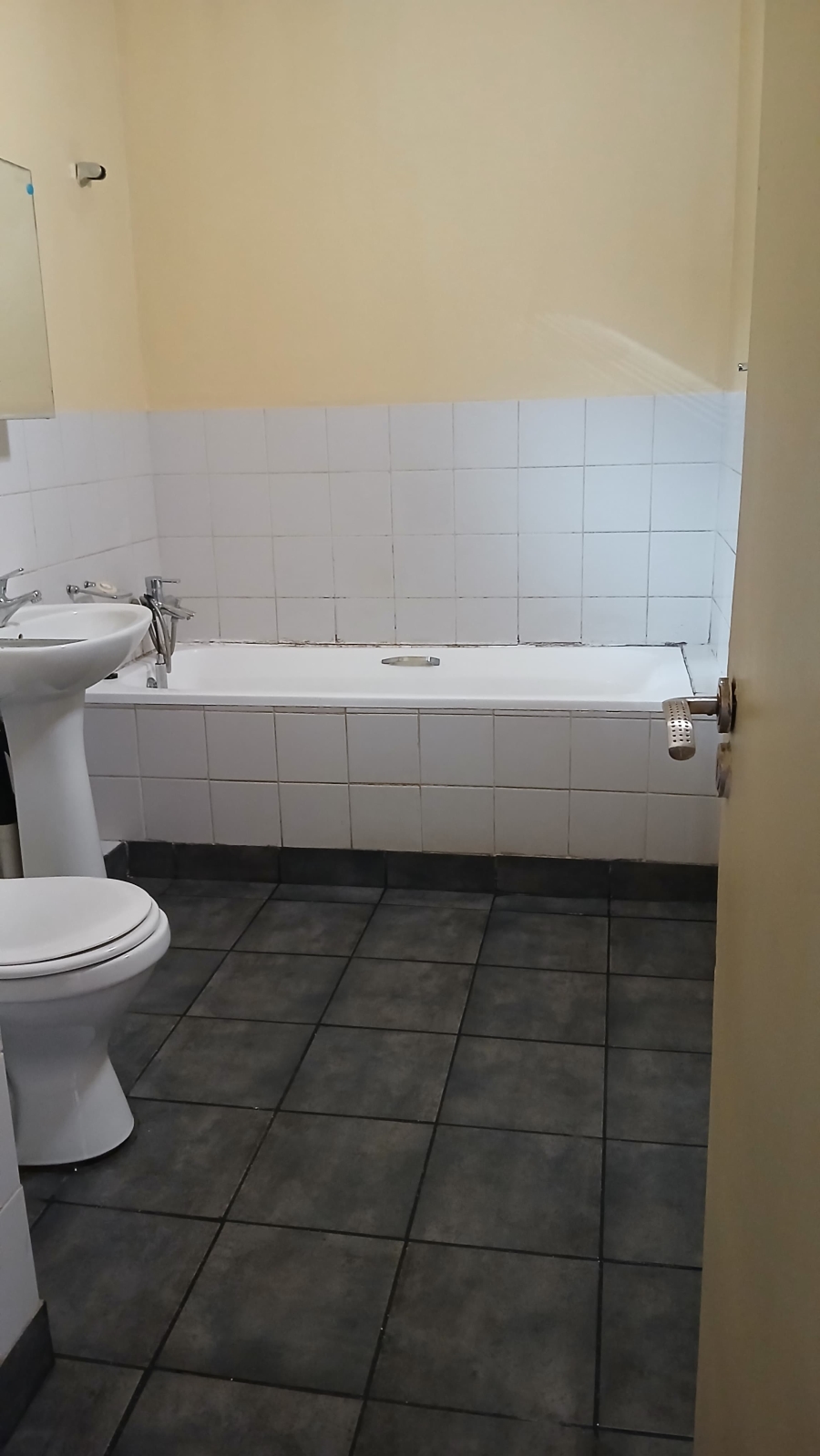 1 Bedroom Property for Sale in Richmond Gauteng