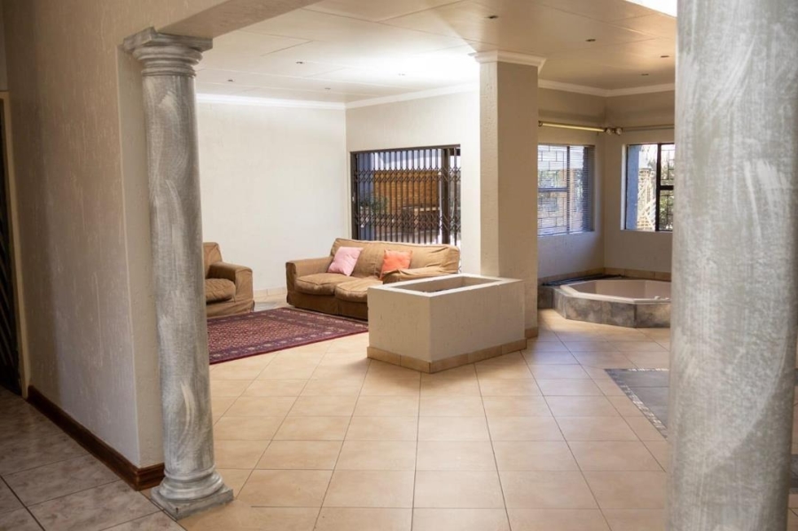 3 Bedroom Property for Sale in Sunward Park Gauteng