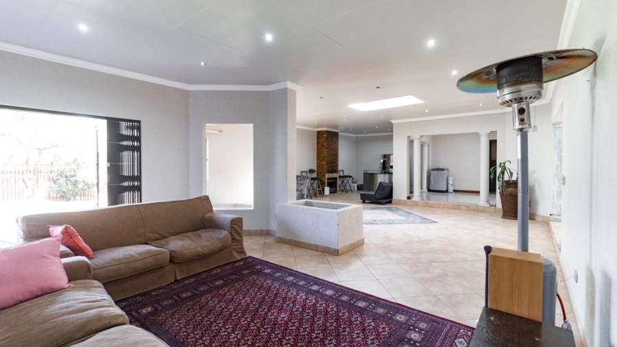 3 Bedroom Property for Sale in Sunward Park Gauteng