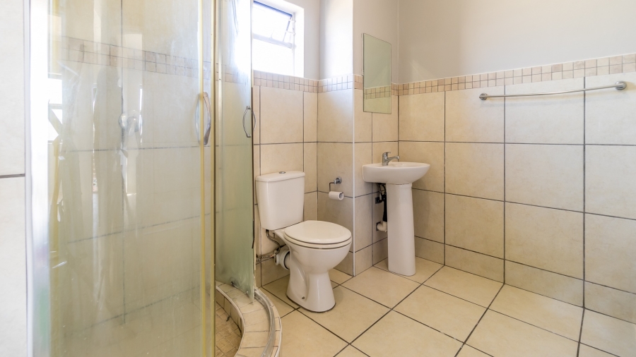 To Let 1 Bedroom Property for Rent in Barbeque Downs Gauteng