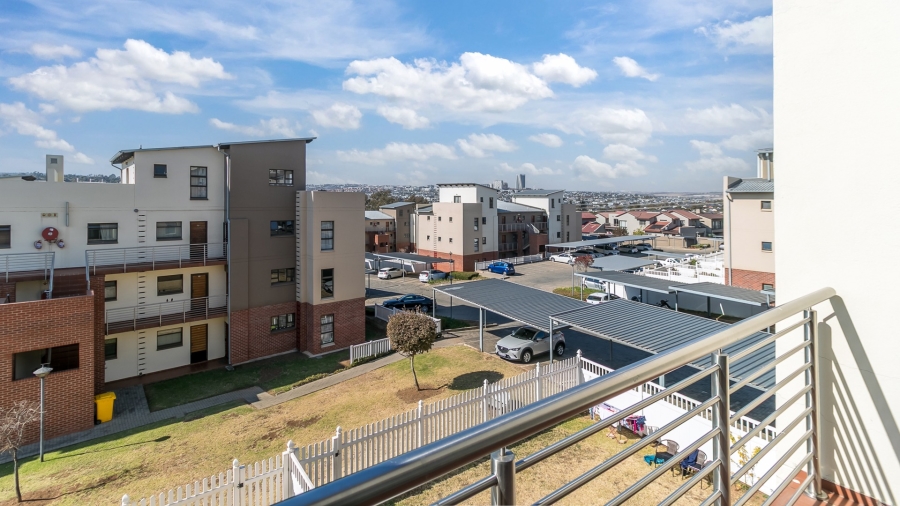To Let 1 Bedroom Property for Rent in Barbeque Downs Gauteng