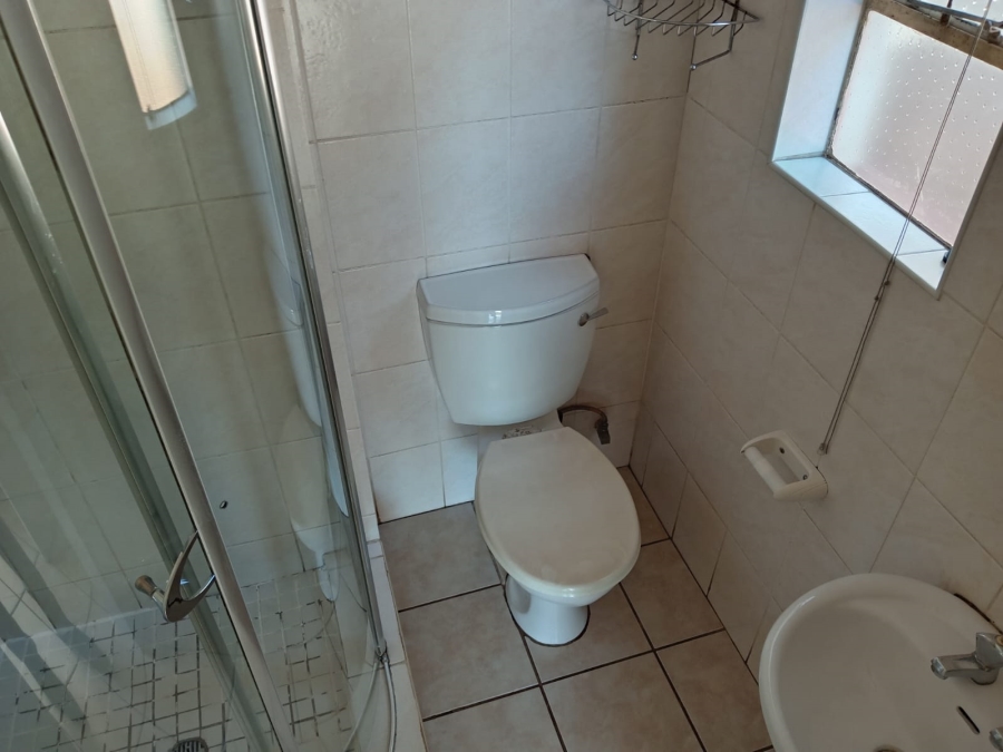 To Let 3 Bedroom Property for Rent in Heuweloord Gauteng