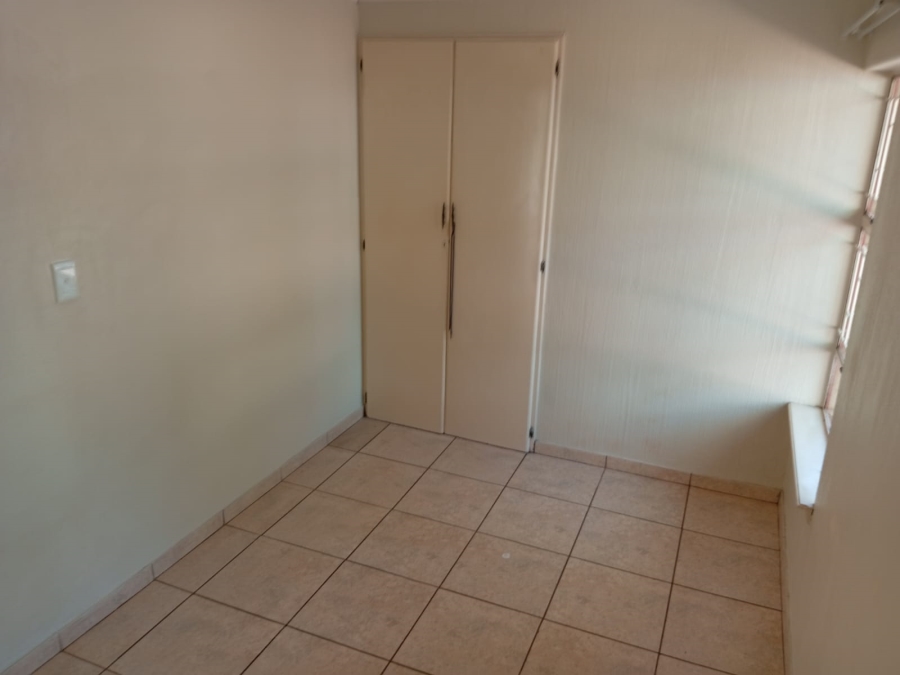 To Let 3 Bedroom Property for Rent in Heuweloord Gauteng