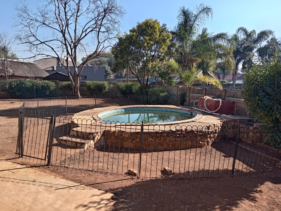 To Let 3 Bedroom Property for Rent in Heuweloord Gauteng