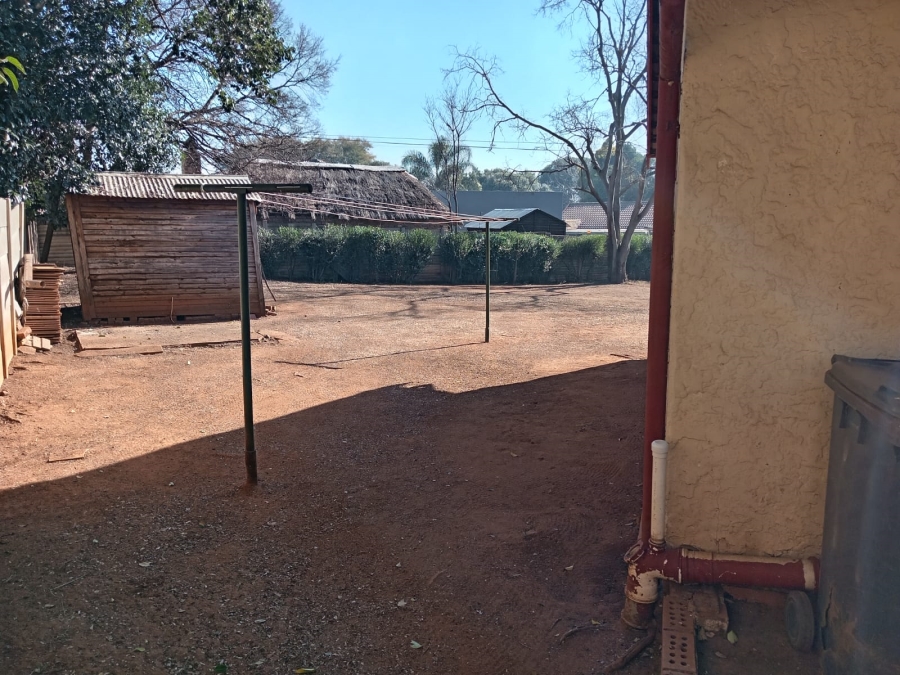 To Let 3 Bedroom Property for Rent in Heuweloord Gauteng