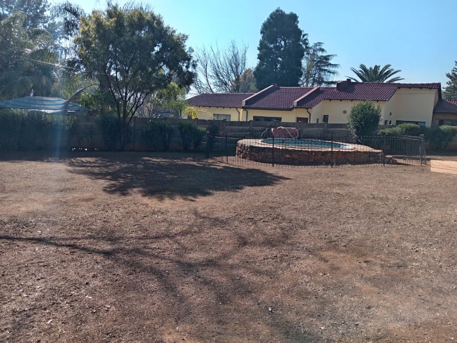 To Let 3 Bedroom Property for Rent in Heuweloord Gauteng