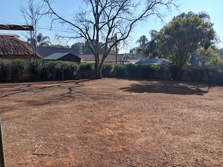 To Let 3 Bedroom Property for Rent in Heuweloord Gauteng