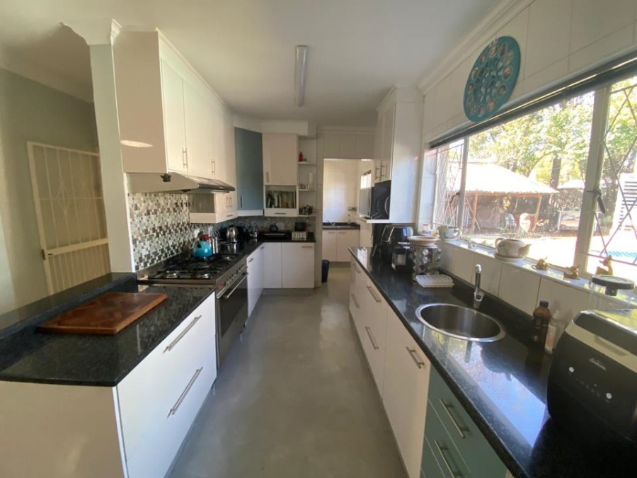 3 Bedroom Property for Sale in Brackendowns Gauteng