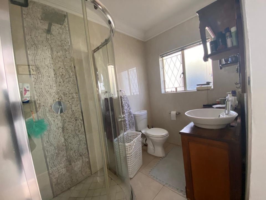 3 Bedroom Property for Sale in Brackendowns Gauteng