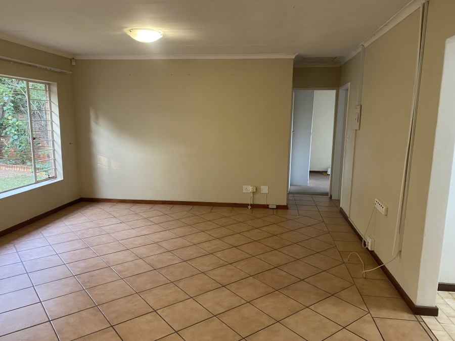 To Let 2 Bedroom Property for Rent in La Montagne Gauteng