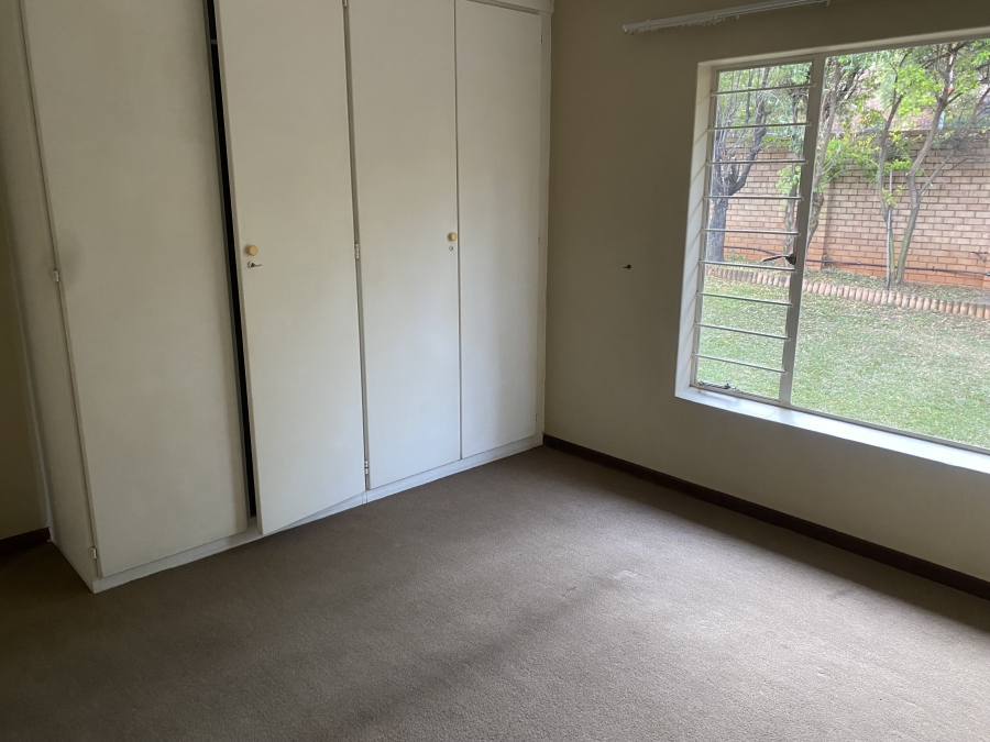 To Let 2 Bedroom Property for Rent in La Montagne Gauteng