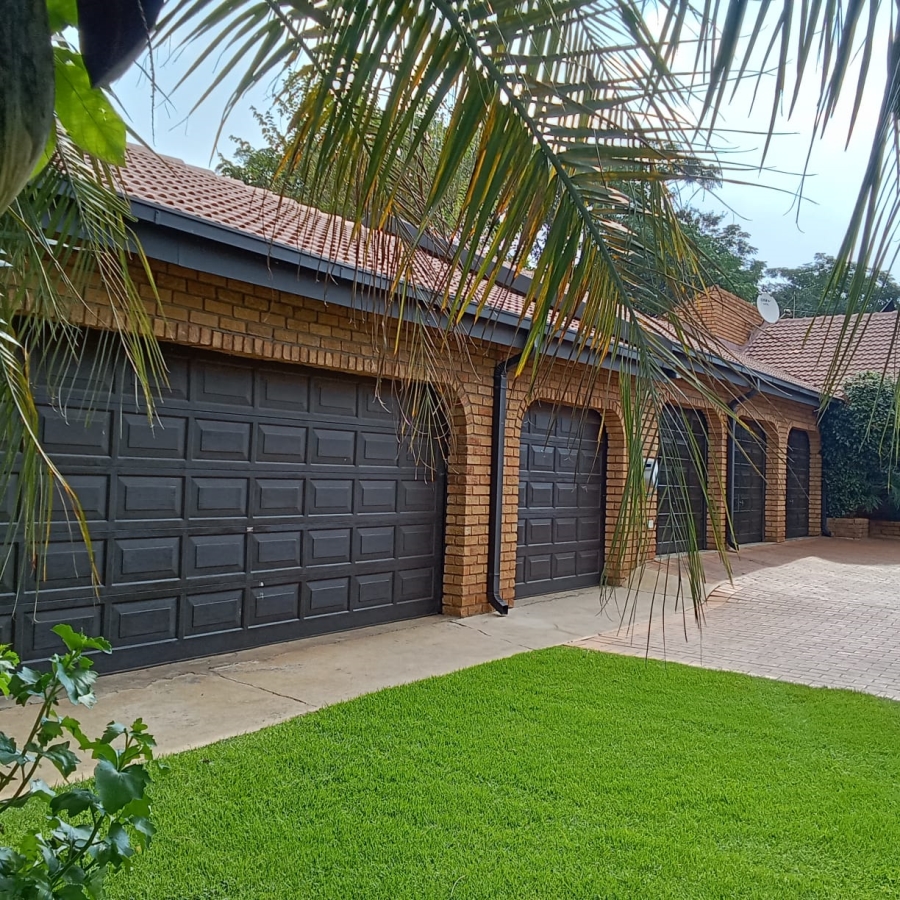 4 Bedroom Property for Sale in Sharon Park Gauteng