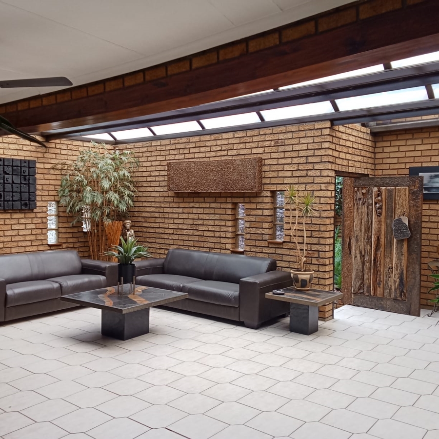 4 Bedroom Property for Sale in Sharon Park Gauteng