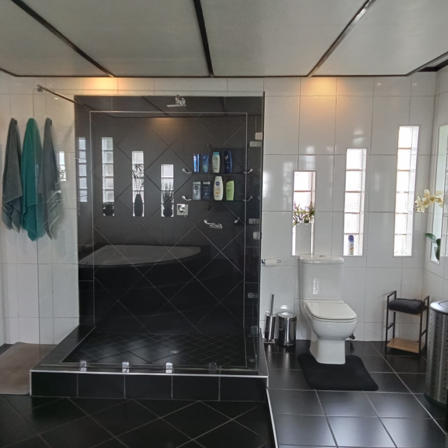 4 Bedroom Property for Sale in Sharon Park Gauteng