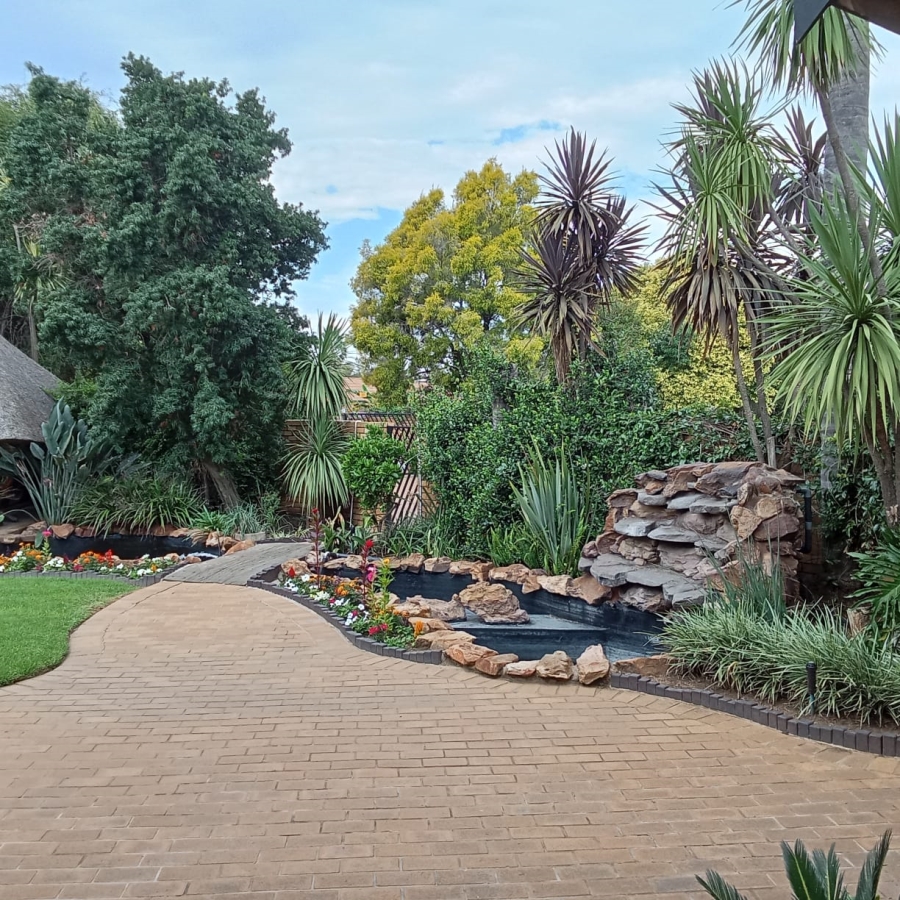 4 Bedroom Property for Sale in Sharon Park Gauteng