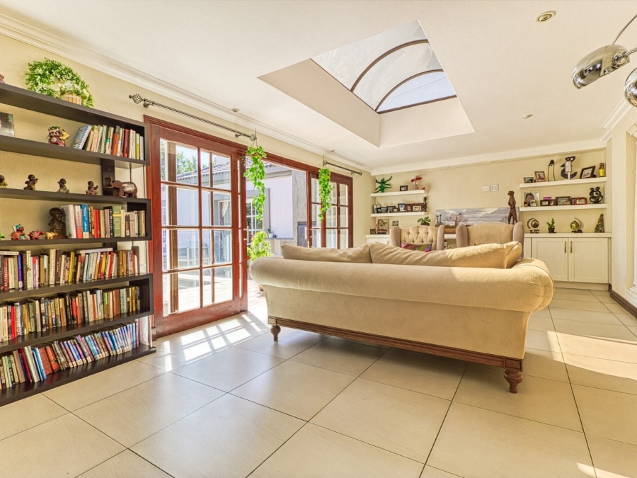 To Let 5 Bedroom Property for Rent in Dainfern Golf Estate Gauteng