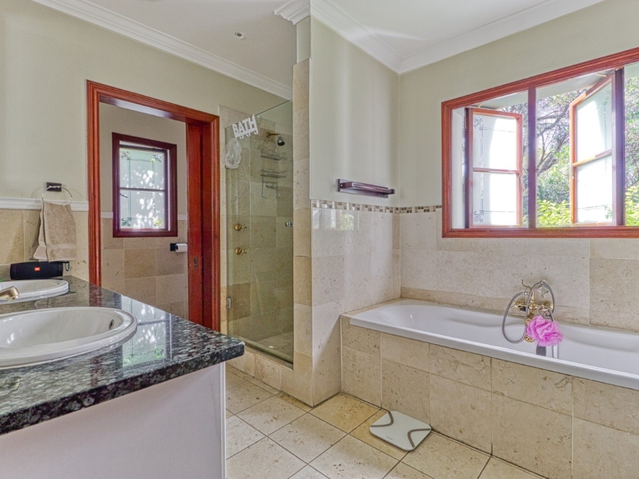 To Let 5 Bedroom Property for Rent in Dainfern Golf Estate Gauteng