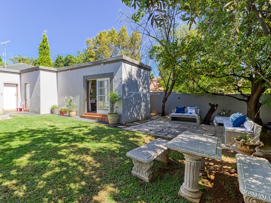 To Let 5 Bedroom Property for Rent in Dainfern Golf Estate Gauteng