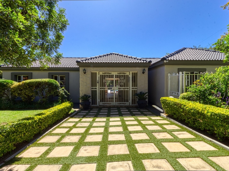 To Let 5 Bedroom Property for Rent in Dainfern Golf Estate Gauteng