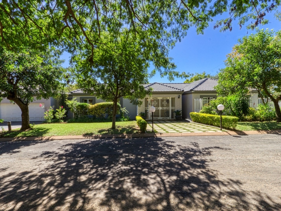 To Let 5 Bedroom Property for Rent in Dainfern Golf Estate Gauteng