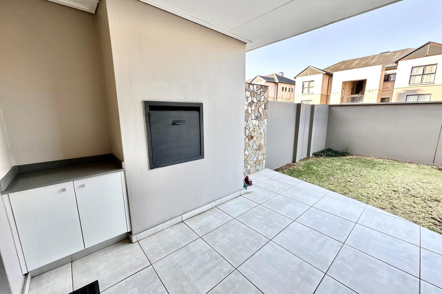 To Let 3 Bedroom Property for Rent in The Polofields Gauteng