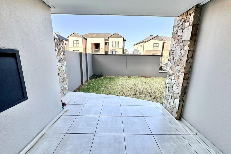 To Let 3 Bedroom Property for Rent in The Polofields Gauteng