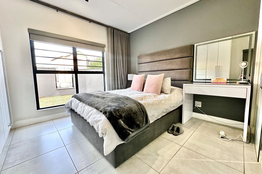 To Let 3 Bedroom Property for Rent in The Polofields Gauteng