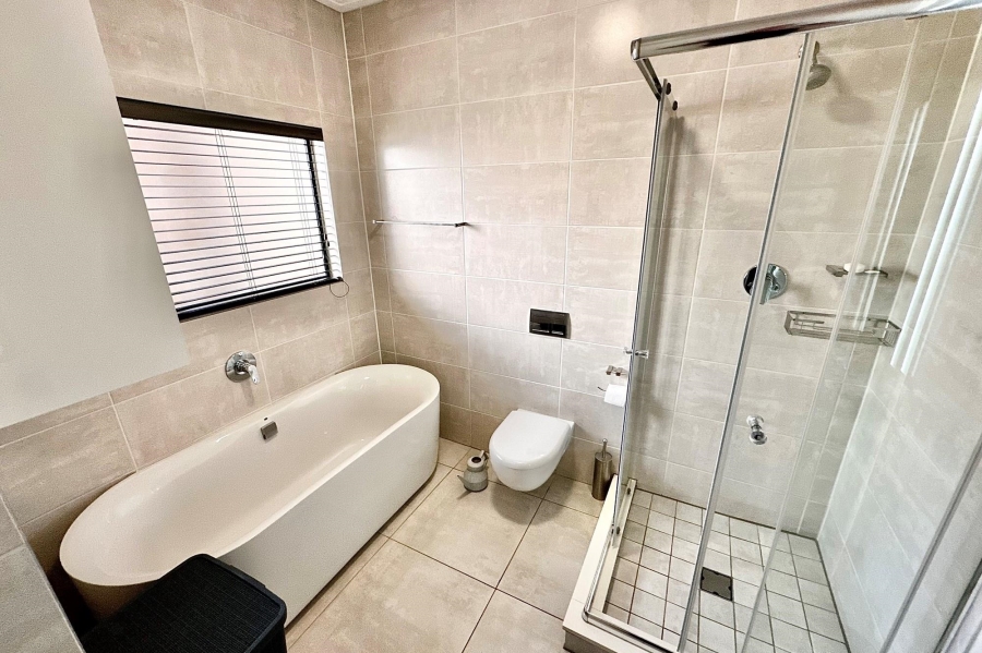 To Let 3 Bedroom Property for Rent in The Polofields Gauteng