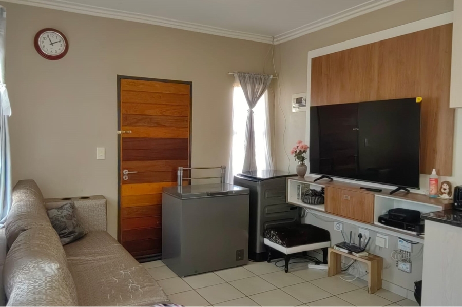 To Let 3 Bedroom Property for Rent in South Hills Gauteng